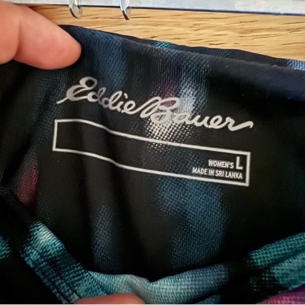 Eddie Bauer Printed Capri Leggings - Size Large - Picture 4 of 5